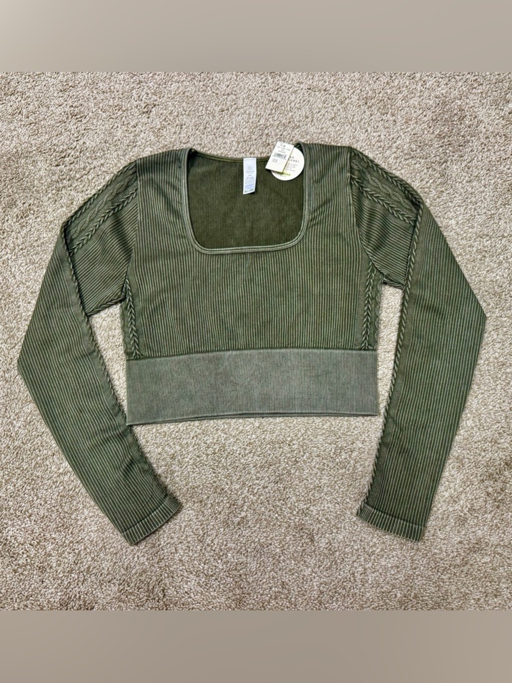 NWT Offline by aerie Olive Green Ribbed Long Sleeve Crop Top